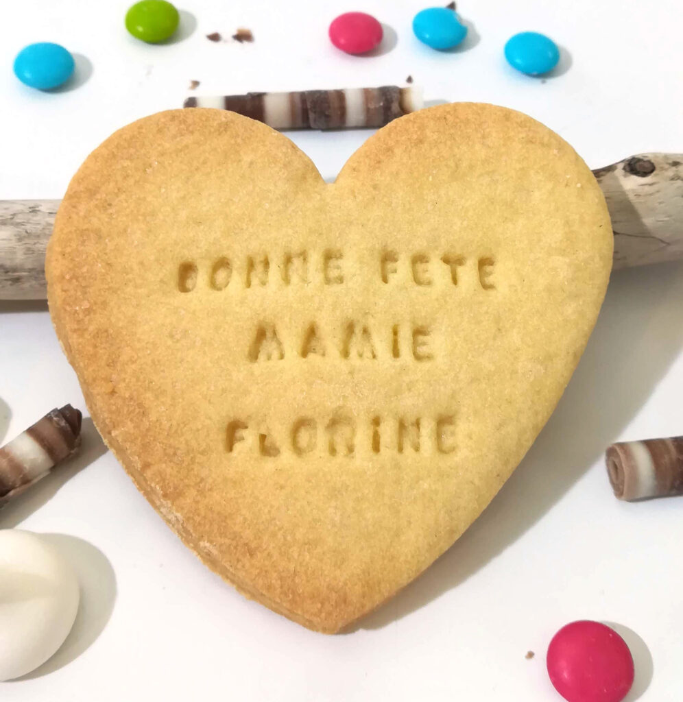 biscuit-coeur-personnalise-fete-grand-mere