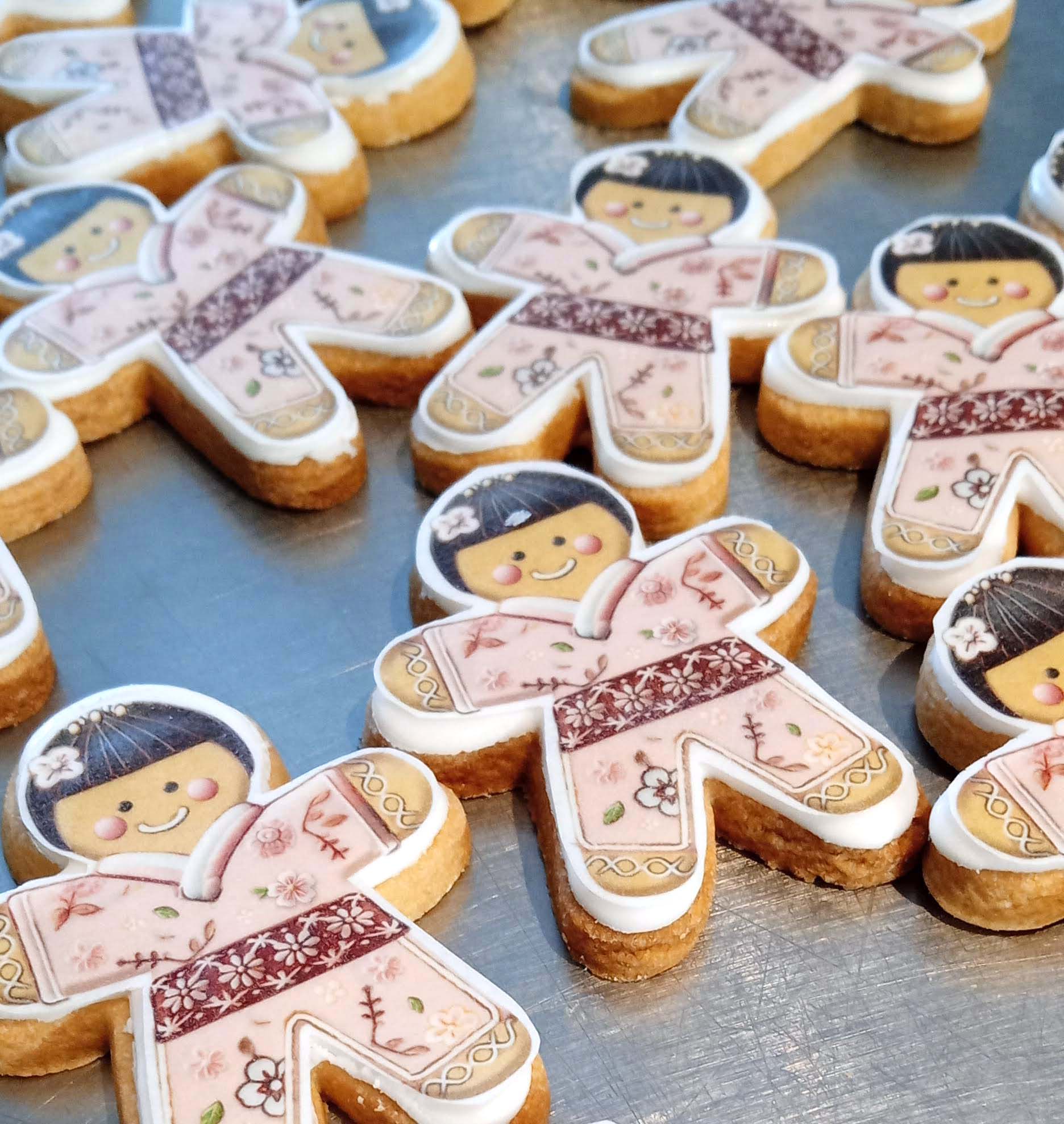 biscuit-bonhomme-pain-epice-japonnai-creation-sur-mesure-evenement-entreprise-luxe